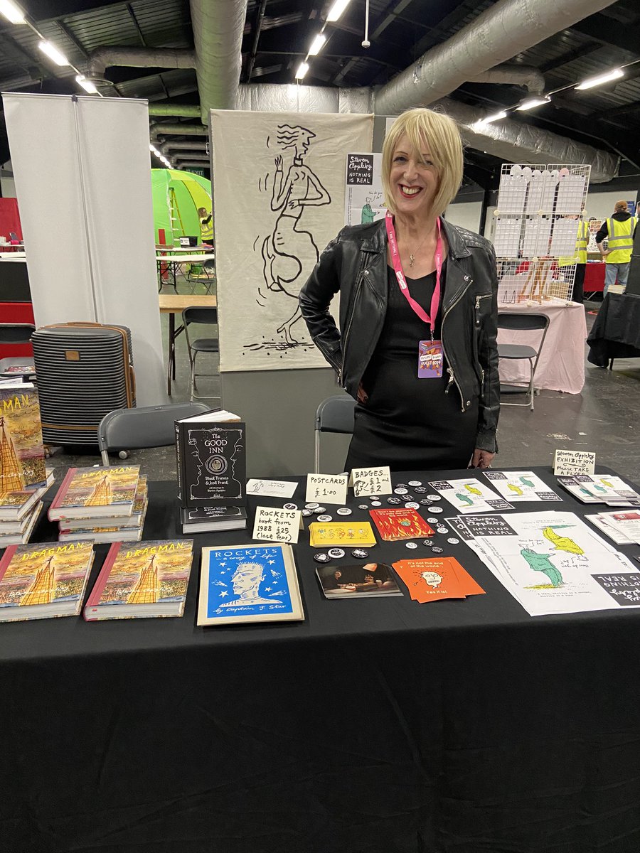 Second day of #thoughtbubble comic festival in Harrogate today! I have a table selling some books, badges, etc. And later - around 1.45 until 3.15 - I’ll be doing live drawing. Check the programme for other fab events 😁