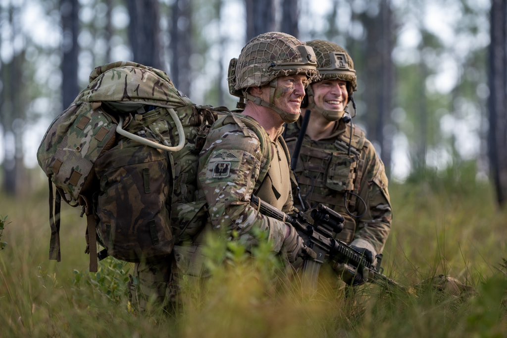 Commander_CRF's tweet image. What a brilliant Exercise Global Eagle was this year. Working with @usairforce and  @RBX_RNoAF to improve interoperability while strengthening partnerships. Always such invaluable training and a real pleasure. Thank you to the hosts @usairforce. #FightToDefend