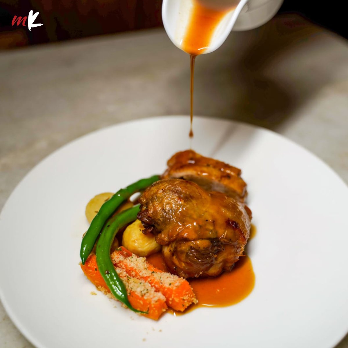 TT_My_Kolkata's tweet image. Glimpses from a gala evening hosted by the Italian Consulate in Kolkata that commemorated the legacy of Firpo’s in the city at The Oberoi Grand on November 10.

telegraphindia.com/my-kolkata/eve…

@ItalyinKolkata 

#KolkataHistory #ItalyInKolkata #GalaEvent #AngeloFirpo #Kolkata #MyKolkata