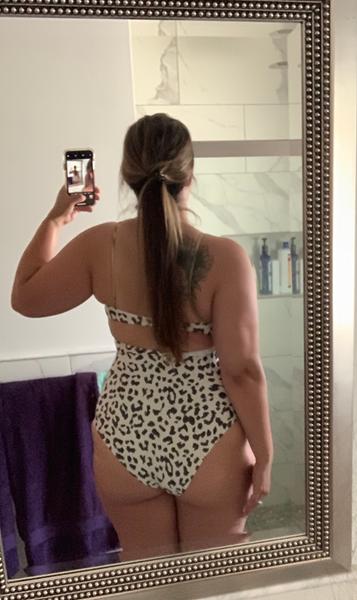 BikiniRepost's tweet photo. "Love the pattern and style! Wish there was a bit more support in the bust area! I’m 5’6 210lbs and ordered the XL" 
-Steph https://t.co/iAJbmSxcOJ