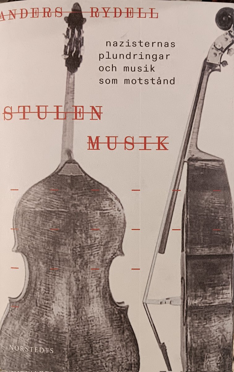 Familjen lever mitt i klassiska musikens underbara värld och har även ett stort intresse för musikhistoria, så till kaffet efter frukosten läser hustrun och jag <a href="/AndersRydell/">Anders Rydell</a> text i <a href="/SvDKultur/">SvD Kultur</a> om nazisternas stulna musik, samtidigt som vi kan varmt rekommendera hans bok i ämnet!