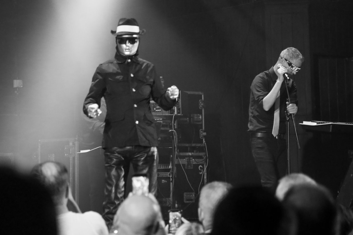 Glasswerk (@glasswerk) on Twitter photo 💥ANNOUNCEMENT: <a href="/electromantix/">Electromantics</a> is heading on tour NEXT APRIL!!
The UKs ultimate 1980s Electronica/ New Wave tribute band will be head to:
<a href="/rncmlive/">Royal Northern College of Music</a> - Manchester | <a href="/DeafInstitute/">The Deaf Institute</a> - Manchester | <a href="/thecitadel1861/">The Citadel Theatre</a> - St Helens
Tickets on sale NOW - tinyurl.com/bd3by64n 💥ANNOUNCEMENT: <a href="/electromantix/">Electromantics</a> is heading on tour NEXT APRIL!!
The UKs ultimate 1980s Electronica/ New Wave tribute band will be head to:
<a href="/rncmlive/">Royal Northern College of Music</a> - Manchester | <a href="/DeafInstitute/">The Deaf Institute</a> - Manchester | <a href="/thecitadel1861/">The Citadel Theatre</a> - St Helens
Tickets on sale NOW - tinyurl.com/bd3by64n