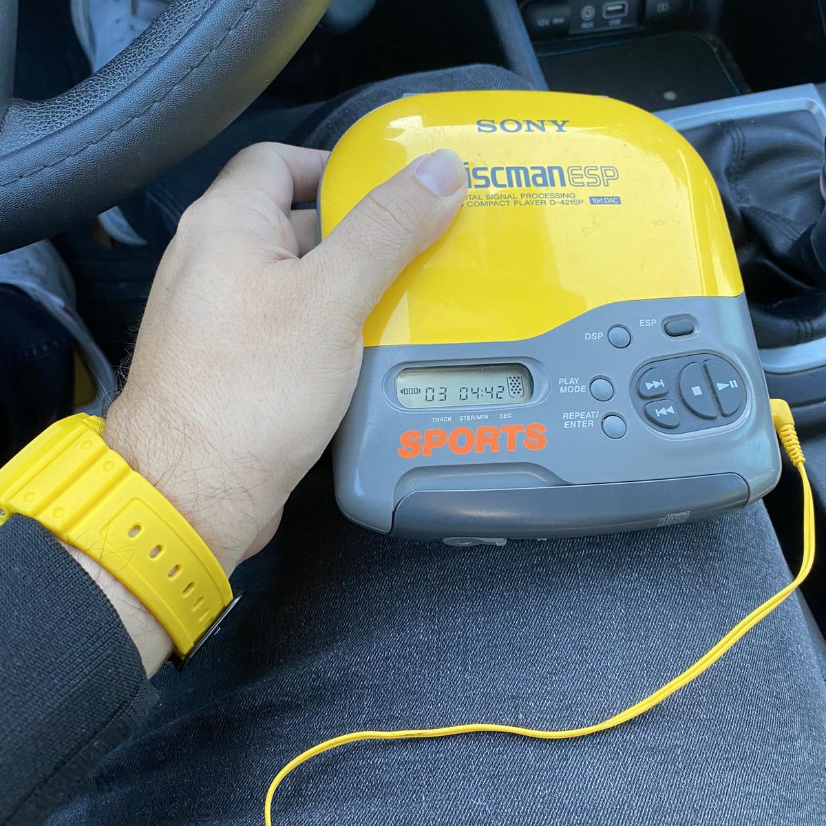 [とてもレア可動品]sony sports ディスクマンD-421SP Sony D-421SP CD portable | Hi-Fi News