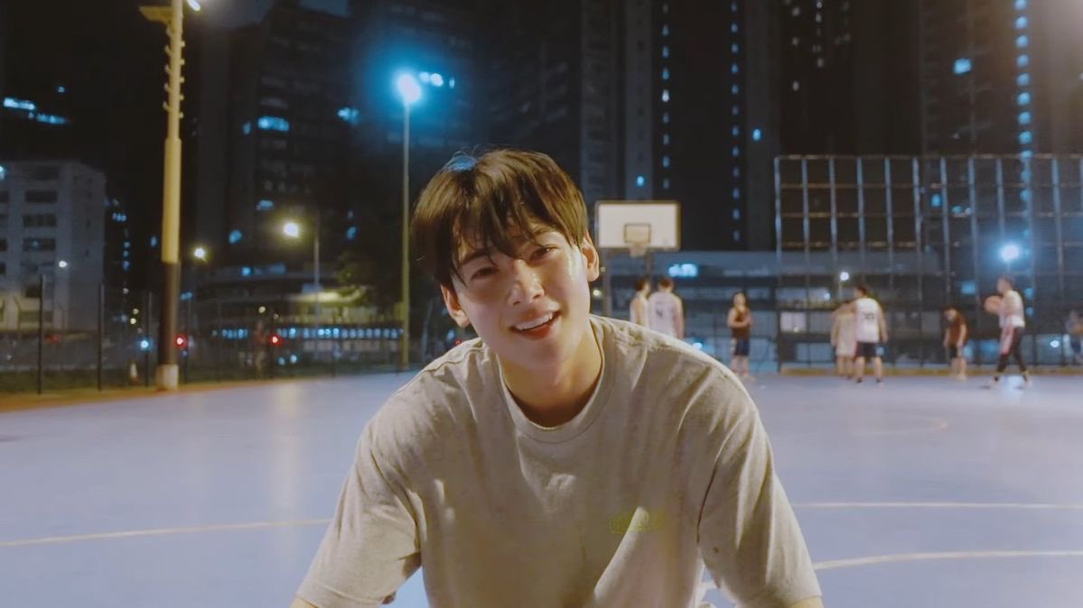 Eunwoo tweet media