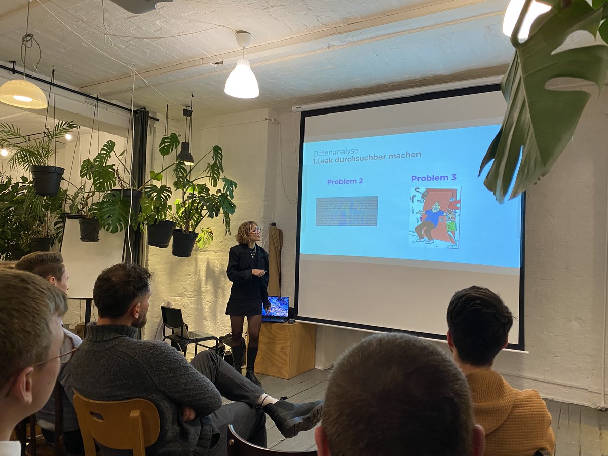 Ciara Cesaro-Tadic (@ciaratadic) on Twitter photo Gestern durfte ich bei der letzten <a href="/GOSINTCon/">German Open Source Intelligence Conference</a> 2024 einen Vortrag über „Die Macht der Masse: Datenjournalistische Ansätze für große Leaks“ halten.
Danke an alle, die da waren und an Samuel Lolagar von <a href="/OSINTgeek/">OSINTgeek®</a> für die Organisation!
#OSINT #Datenjournalismus #Leaks Gestern durfte ich bei der letzten <a href="/GOSINTCon/">German Open Source Intelligence Conference</a> 2024 einen Vortrag über „Die Macht der Masse: Datenjournalistische Ansätze für große Leaks“ halten.
Danke an alle, die da waren und an Samuel Lolagar von <a href="/OSINTgeek/">OSINTgeek®</a> für die Organisation!
#OSINT #Datenjournalismus #Leaks