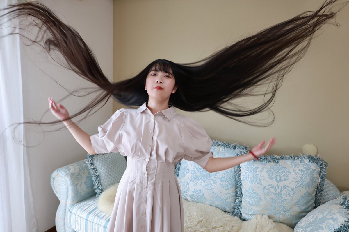 紫雪 ぎょう / Shisetsu Gyo (@shisetsu_gyo) on Twitter photo 「スーパーロングヘアが描く躍動感で、どんなシーンが好き?」
そう聞かれているような瞬間です。
  
#りんりんゆるっと交流会
#美海 <a href="/k_miumi0815/">美海💄ロングヘアの被写体</a>
撮影日:2024.9.21
場所:スタジオTOPSEE(名古屋市) 「スーパーロングヘアが描く躍動感で、どんなシーンが好き?」
そう聞かれているような瞬間です。
  
#りんりんゆるっと交流会
#美海 <a href="/k_miumi0815/">美海💄ロングヘアの被写体</a>
撮影日:2024.9.21
場所:スタジオTOPSEE(名古屋市)