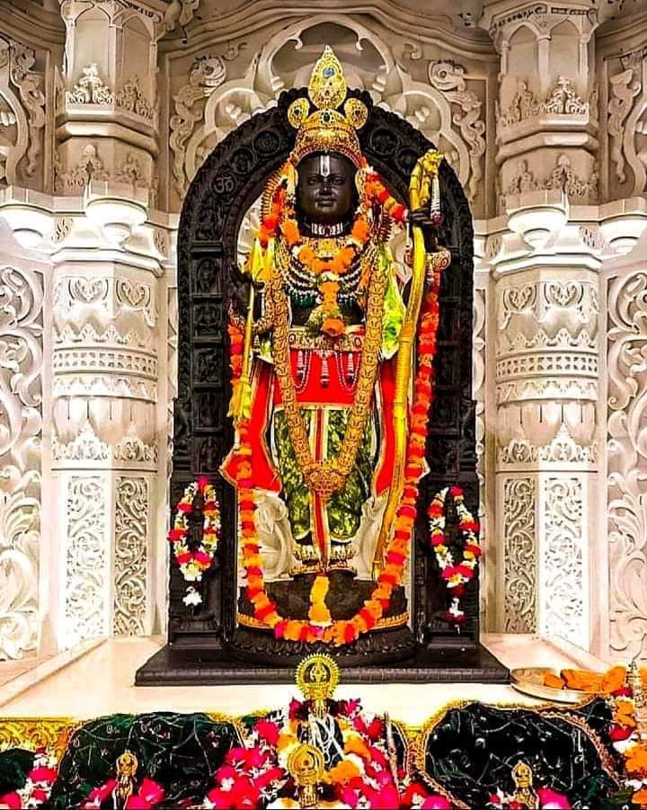 Ayodhyawale8's tweet photo. जा पर कृपा राम की होई।
ता पर कृपा करहिं सब कोई॥

शुभ रात्रि 😴 🙏 

#Pushpa2TheRule #दहेज_मुक्त_भारत 
#HTShapingTomorrow 
#Pushpa2TheRuleTrailer 
#Jyothika #KantaraChapter1onOct2 
#TheSabarmatiReport https://t.co/SRJyjtkoFI