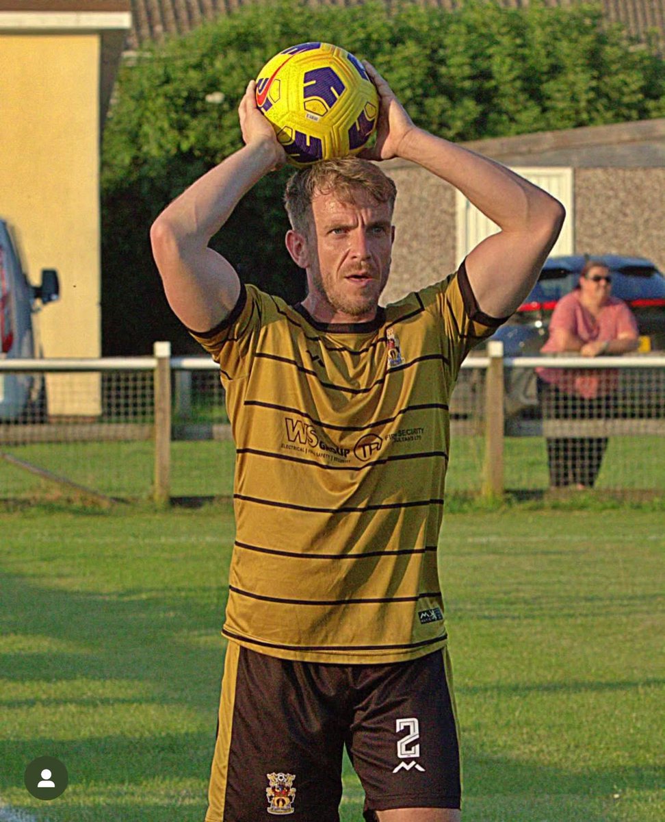 SeendUtd's tweet photo. 🦊🦊🦊

We are delighted to announce the signing of Stephen Fox from @TrowTownFC . Foxy made his debut in yesterday’s 4-1 win over Semington.

#UTS ❤️💚 https://t.co/O4qnL0A8Ug