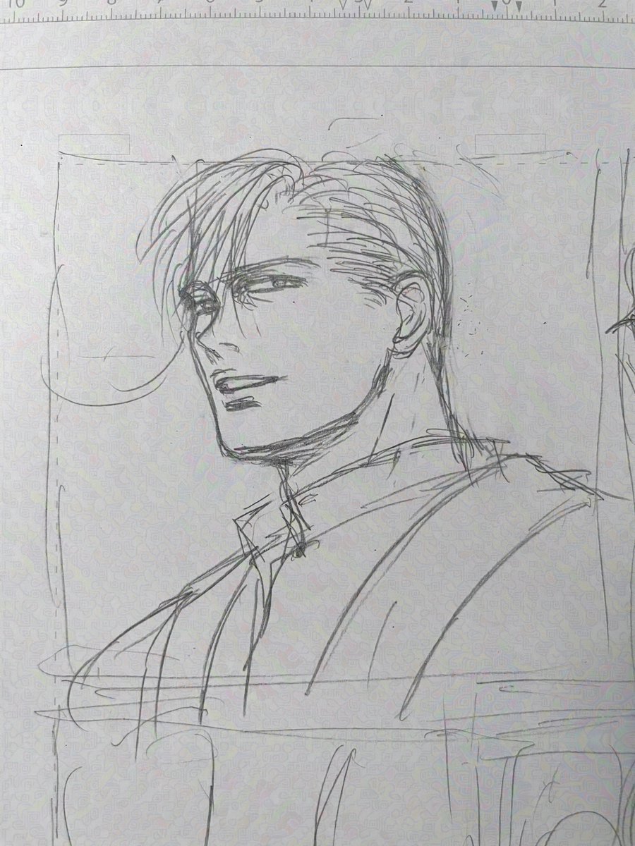 自分の絵をリメイクしましょう
左は2年半前くらいの漫画の下描き。自分の昔の絵だから言うけど、下手だね〜 