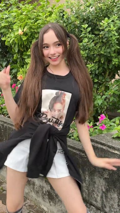 Twitterのコスプレ画像31