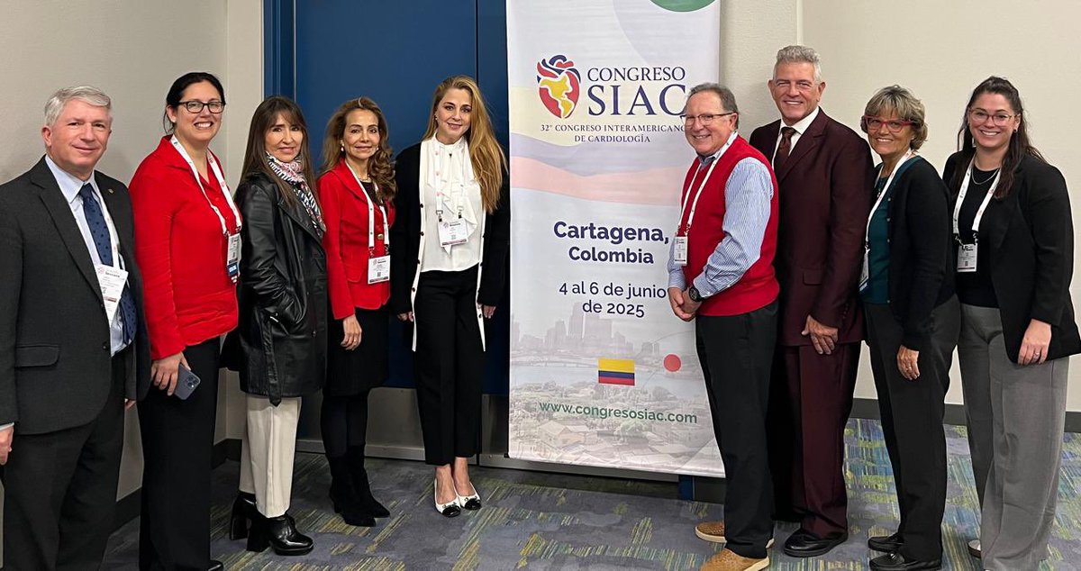 SIAC (@siac_cardio) on Twitter photo Reunión SIAC - IAHF - AHA en el Congreso #AHA24
Trabajando por el #CorazonDeMama 🤰🏻
Invitando a nuestro próximo #CongresoSIAC
<a href="/IAHFnews/">IAHFnews</a> <a href="/AmHeartAdvocacy/">American Heart Advocacy</a> <a href="/MujerSIAC/">@MujerSIAC</a>
Dres. <a href="/DanielPiskorz/">Daniel Piskorz</a> , Monica Acevedo <a href="/Jcontreras75/">Johanna Contreras, MD, MSc, FACC, FAHA, FHFSA</a> <a href="/AnaGMuneraE/">Ana G. Múnera Echeverri</a> <a href="/CraigBeam1/">Craig Beam</a> , Deborah Chen Reunión SIAC - IAHF - AHA en el Congreso #AHA24
Trabajando por el #CorazonDeMama 🤰🏻
Invitando a nuestro próximo #CongresoSIAC
<a href="/IAHFnews/">IAHFnews</a> <a href="/AmHeartAdvocacy/">American Heart Advocacy</a> <a href="/MujerSIAC/">@MujerSIAC</a>
Dres. <a href="/DanielPiskorz/">Daniel Piskorz</a> , Monica Acevedo <a href="/Jcontreras75/">Johanna Contreras, MD, MSc, FACC, FAHA, FHFSA</a> <a href="/AnaGMuneraE/">Ana G. Múnera Echeverri</a> <a href="/CraigBeam1/">Craig Beam</a> , Deborah Chen