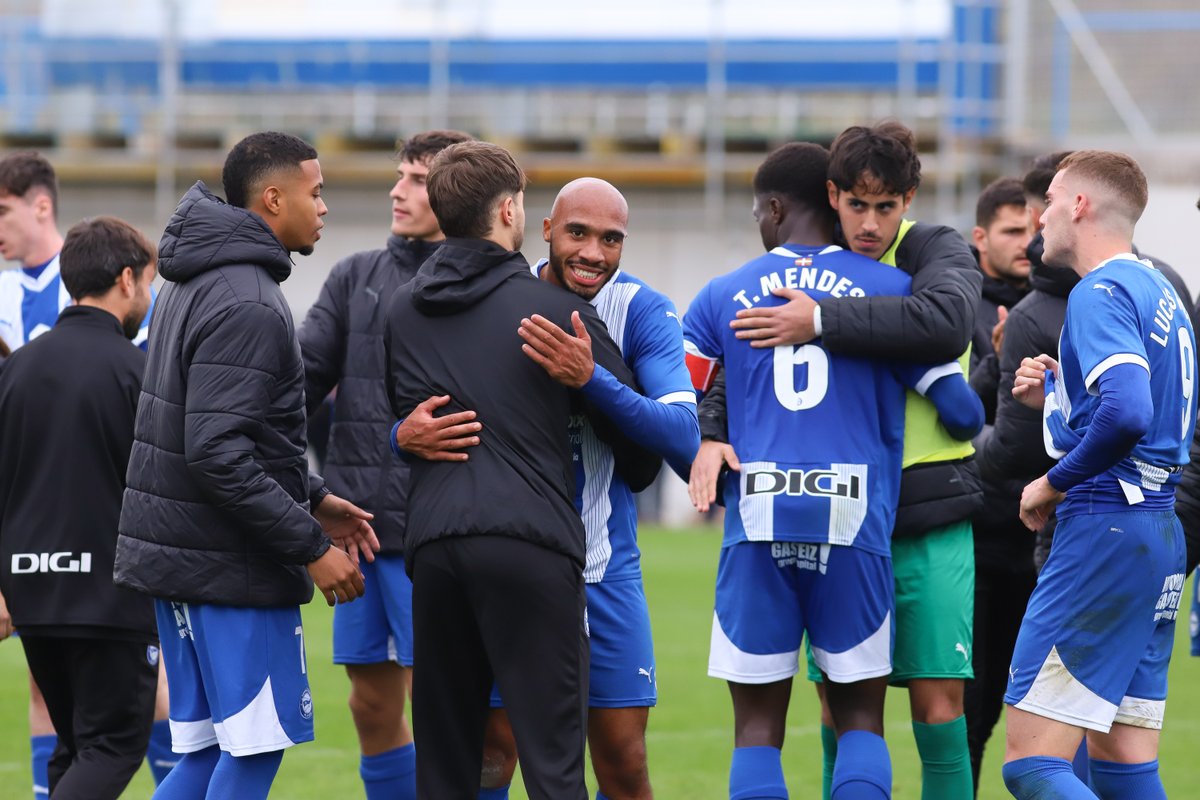 Deportivo Alavés tweet media