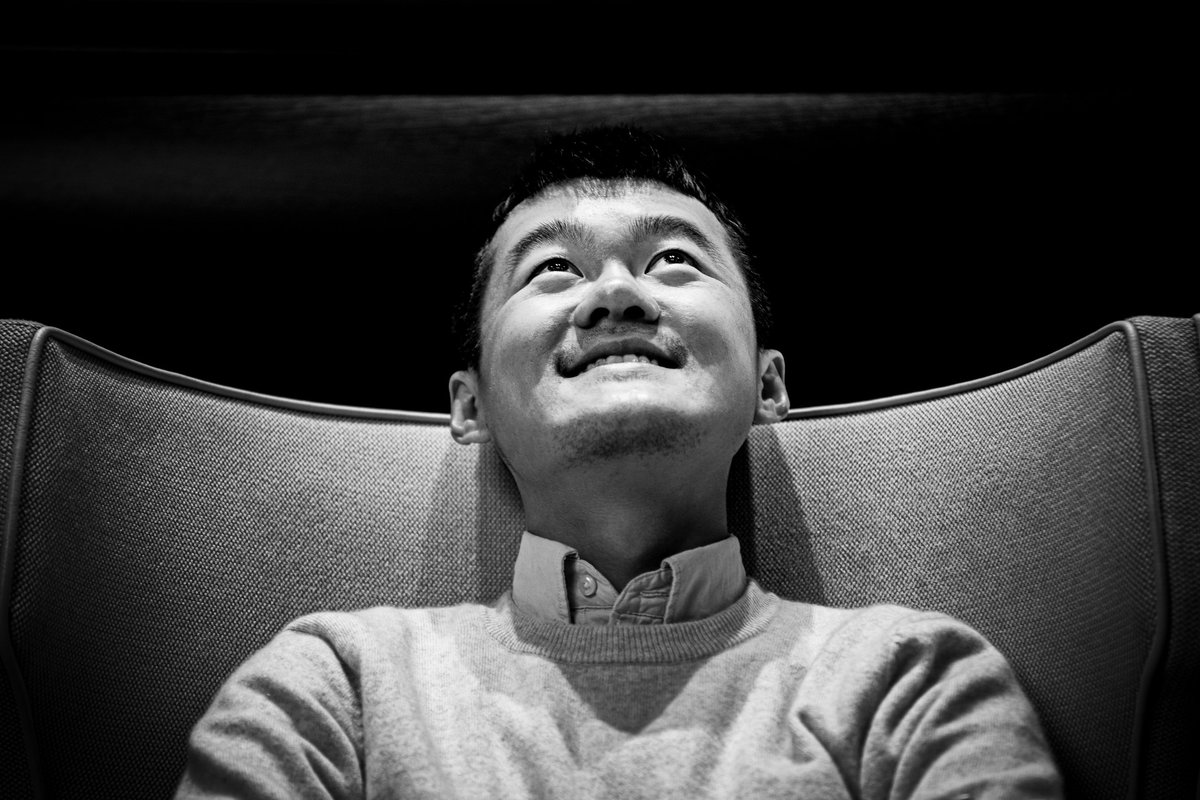 FIDE_chess's tweet image. 📸 Throwback to the nail-biting tiebreaks of the 2023 FIDE World Championship between Ian Nepomniachtchi and Ding Liren 🇨🇳! #NepoDing

The thrilling classical portion had ended 7-7 with six decisive games, bringing the title to a rapid playoff showdown: four rapid games (25’+10”)…