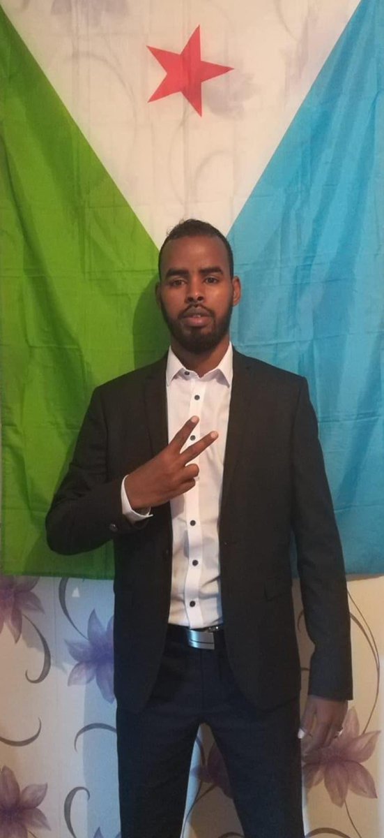 c_sadick's tweet photo. Libérez ce jeune papa ! Personne ne mérite d’être arraché à sa famille pour avoir défendu la justice. Soutien à Yacoub Omar Ali et à tous ceux qui luttent pour un avenir meilleur. #JusticePourYacoub #LibérezYacoub #Djibouti https://t.co/rPoTxxqiHE