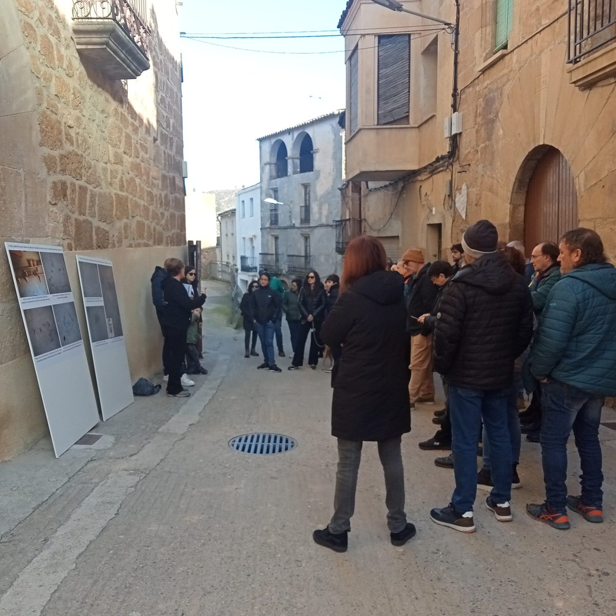 L'Itinerari de Memòria Democràtica de <a href="/paerialleida/">Ajuntament de Lleida</a> s'ha fet al Soleràs per conèixer diversos espais de la Guerra Civil d'aquesta població. L'Itinerari s'ha dividit en dos grups donada la gran afluència de públic. Ruta guiada per Iltirta Arqueologia.