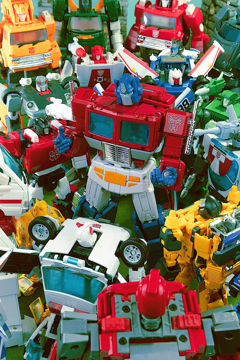 CybertronWar's tweet photo. Day 7: Do as you wish
Prime addressing his Autobots. #sevendaysofprime has been a joy, and it’s heartening to see our community come together as one.
-
@TF_pr @takaratomytoys @tspark_official #TFToyアニメ再現MPG希望 #moremasterpiece #トランスフォーマー https://t.co/FVSZQnLilZ
