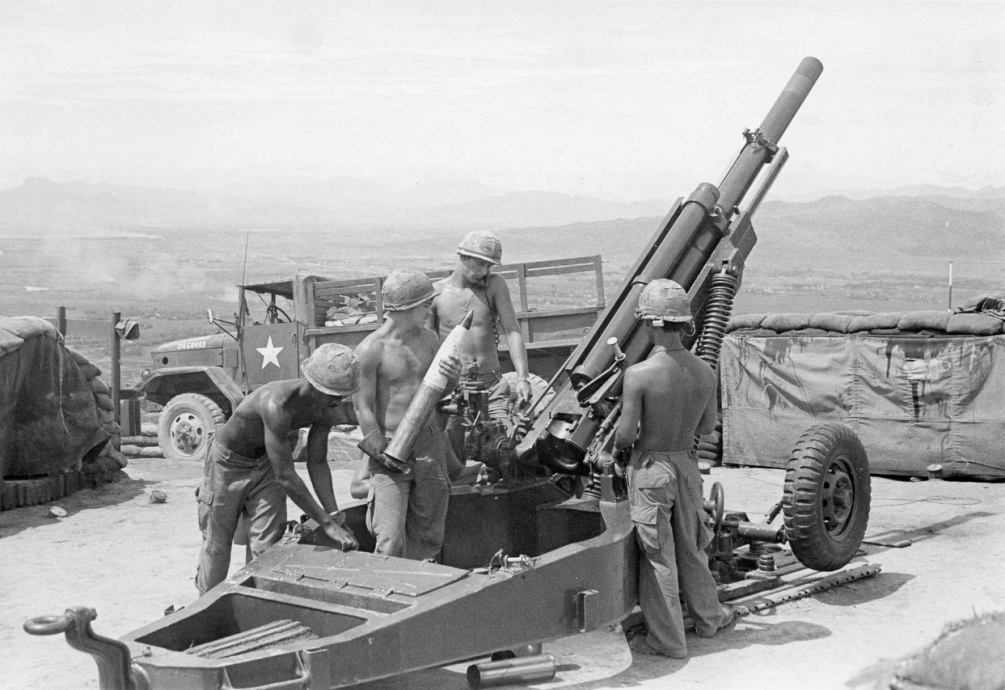USArmyCMH's tweet photo. @USArmy @TRADOC The Army made clear in 1969 that "for the purposes of lineage and history, Field Artillery and Air Defense Artillery shall both be considered a continuation of Artillery."
#USFieldArtillery #RevolutionaryWar #RevolutionaryWarHistory #RedLeg #ArmyHistory #MilitaryHistory #Knox https://t.co/rq7cs8csXw