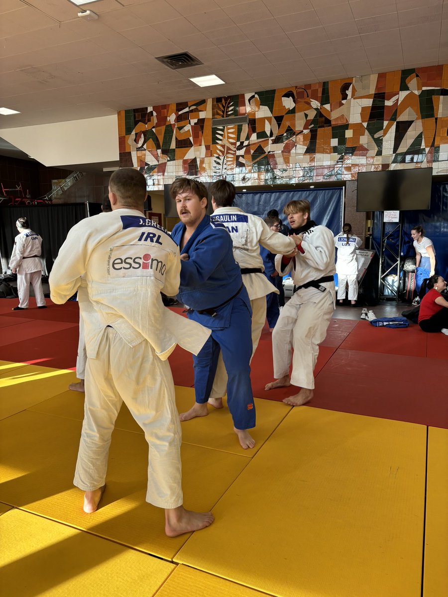 Day 2 out here at the Montreal Open. Carrying on where we left off yesterday 🥇👌💪🇮🇪 <a href="/IrishJudo/">Irish_Judo</a> #Heavyweights #MontrealOpen