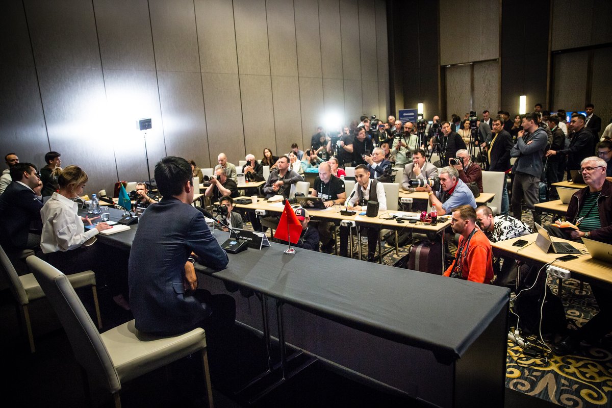 FIDE_chess's tweet image. 📸 Throwback to the nail-biting tiebreaks of the 2023 FIDE World Championship between Ian Nepomniachtchi and Ding Liren 🇨🇳! #NepoDing

The thrilling classical portion had ended 7-7 with six decisive games, bringing the title to a rapid playoff showdown: four rapid games (25’+10”)…