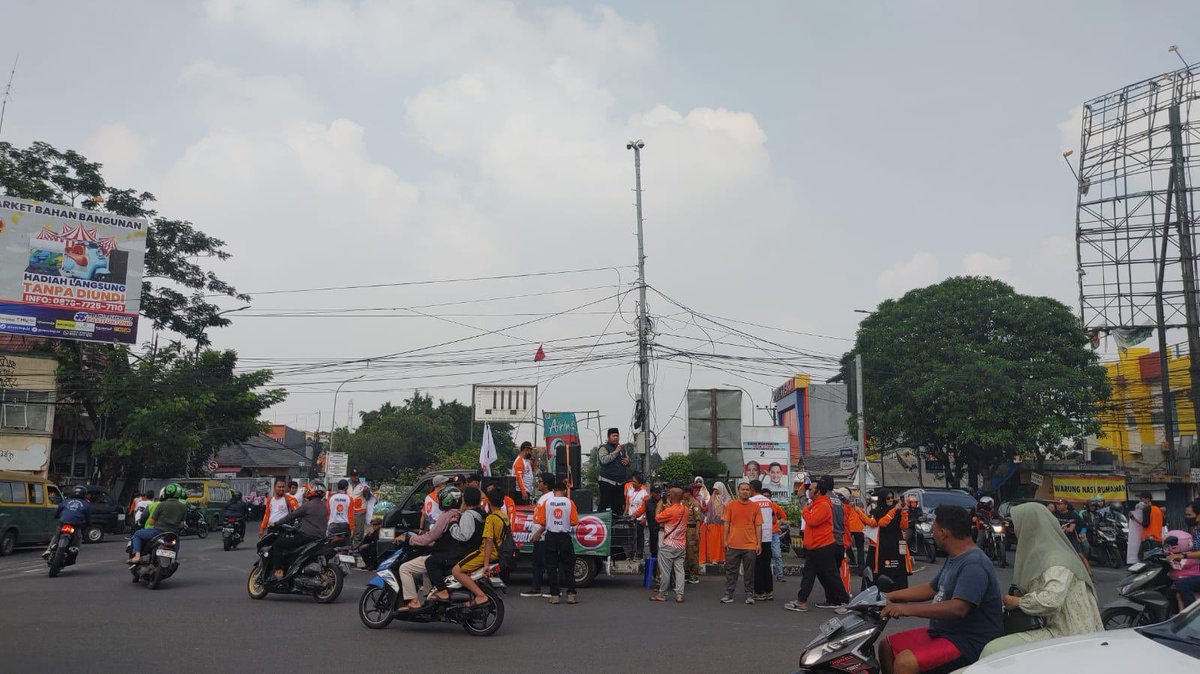 Coblos nomor 2. Andra Soni - Dimyati untuk Banten, dan Amarullah - Bonnie untuk Kota Tangerang.