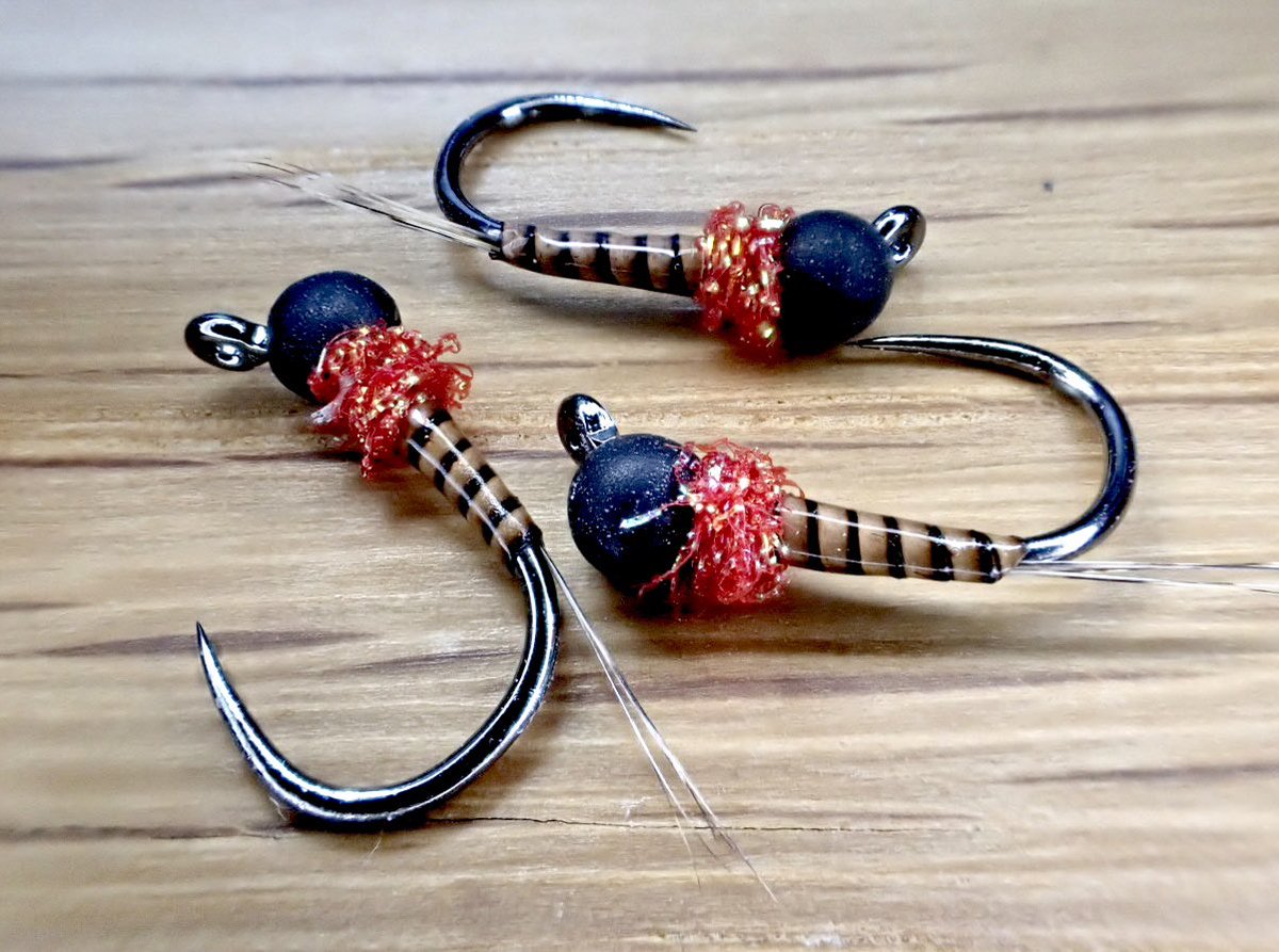 FreestoneFF's tweet image. Churning out some slightly drabber nymphs. They definitely proved the order of the day in gin clear water last weekend!