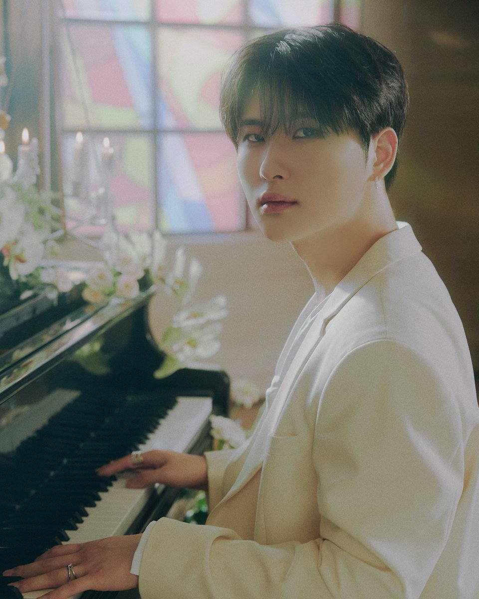 CRAVITY
Single Album
FIND THE ORBIT
⠀
PATHFINDER💫
REMEMBER ver. 우빈 (WOOBIN)
⠀
2024. 12. 05 THU 6PM (KST)
⠀
#CRAVITY #크래비티
#우빈 #WOOBIN
#FIND_THE_ORBIT
#Now_or_Never