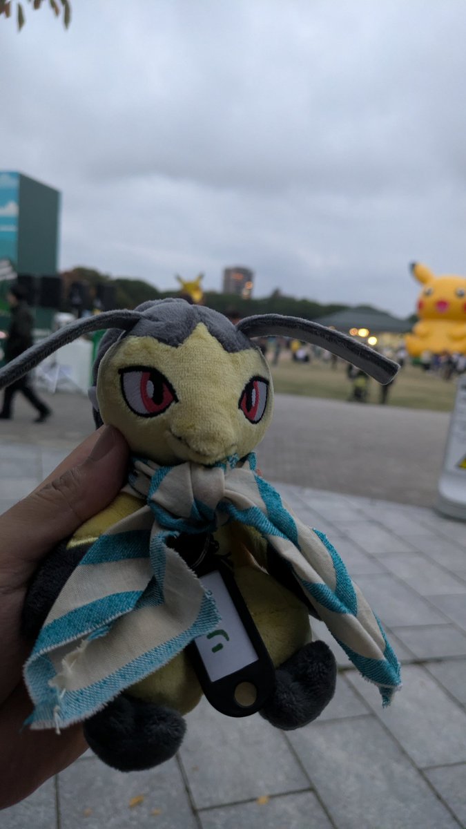 DimWryon's tweet photo. owo)　ワイルドエリア福岡、お疲れ様でしたー！本日は14体のクチートを交換頂き、新しく12の国と地域出身のクチートがファミリーに加わりました！皆様ありがとうございましたー！！

#ポケモンGO #ワイルドエリア福岡
#PokemonGOWA https://t.co/YoWpg3nRh5