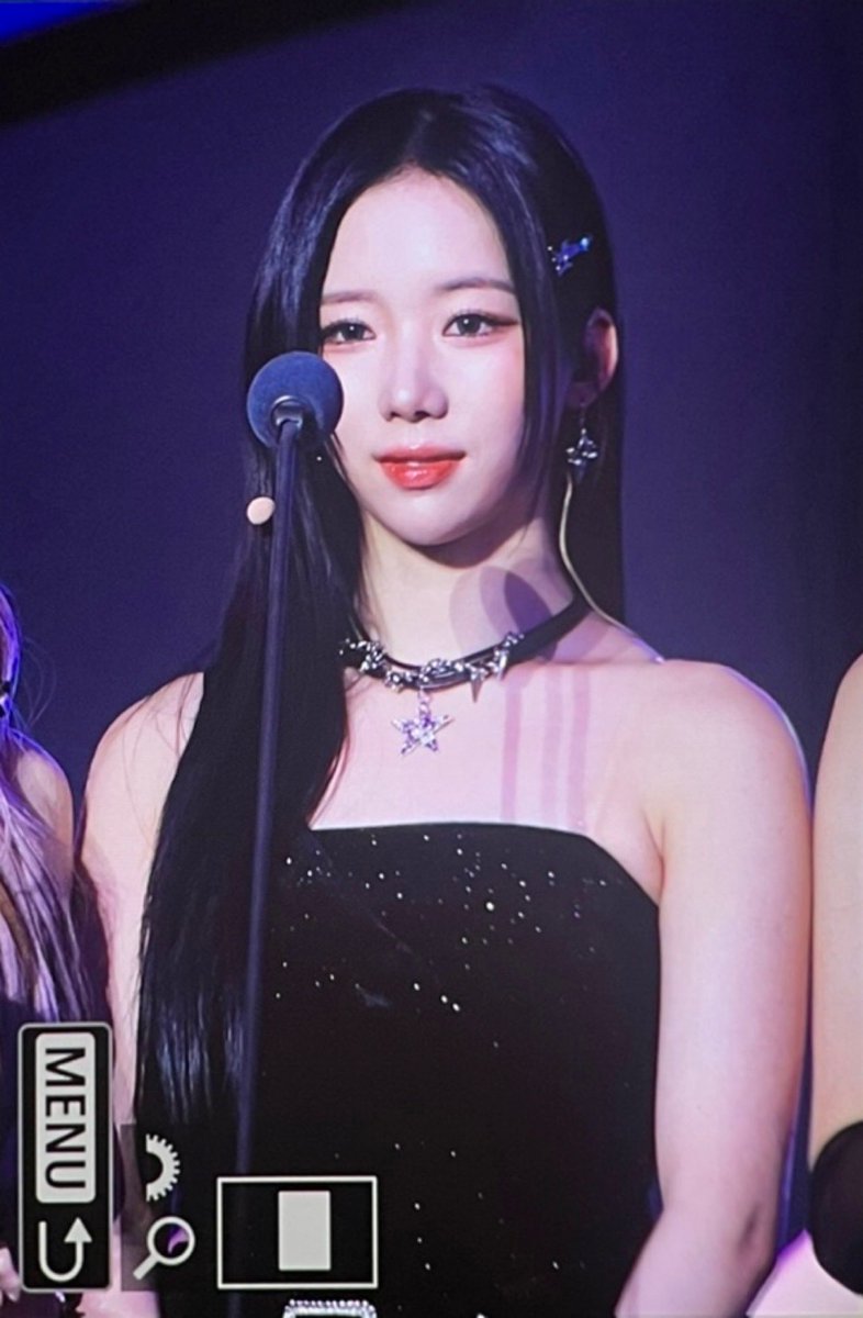 241117 🖤

#클라씨 #CLASSy #혜주 #HYEJU