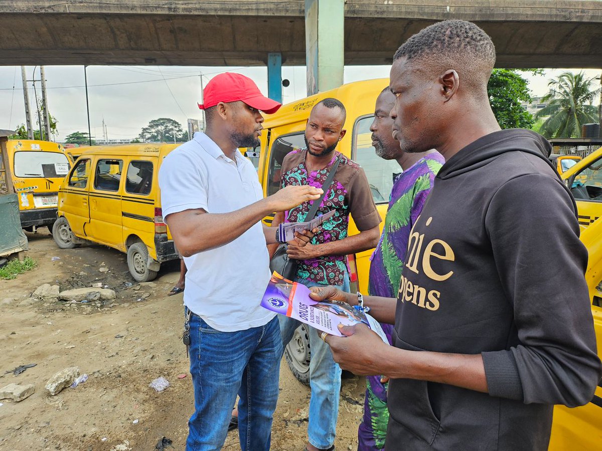 nasmedical's tweet photo. On 16th November 2024, members of Zanas Deck (Yaba and Surulere) of the Pyrates Confraternity took the campaign against substance abuse to commercial drivers in the Ebute-Meta axis of Lagos Mainland. This interactive intervention took place at Costain Roundabout. 
#MentalHealth https://t.co/S6vAEPg9PS