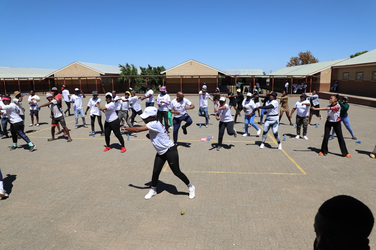ACTYouthWing_'s tweet photo. Breaking a sweat for better health! Our members showed their energy and dedication during aerobics, promoting fitness and well-being for all #ACTiveLiving #diabetesawareness #voteact
Ace Magashule Ndlozi EFF MK Party South Africa Bokke Nigeria Mofaya Small Business Matters https://t.co/CfZBvVMVYN