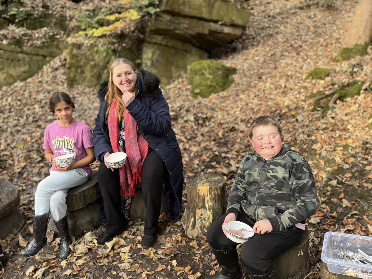 Our Key Stage 2 classes are loving being back at Whitewoods Wellbeing in Pateley Bridge. Year 6 thoroughly enjoyed their visit, linking to their science and ecology learning, whilst also developing their knowledge of the great outdoors and forest school skills.