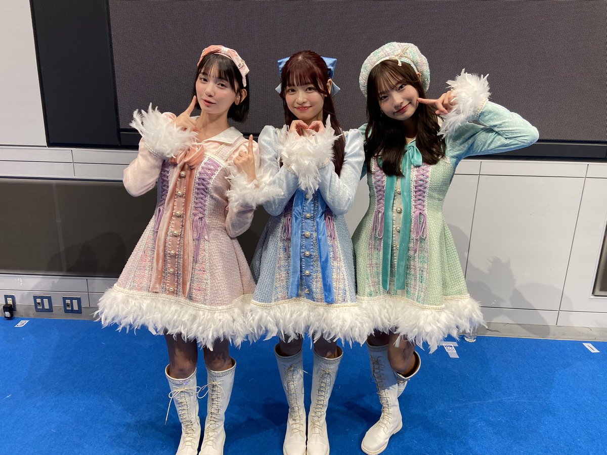 kotentuku's tweet photo. 3人の可愛いさにひと足早いクリスマスプレゼントもらった🎁💖

＃TaskhaveFun 
＃Task_fuuka ＃熊澤風花❤️
＃Task_kyouka ＃白岡今日花💙
＃Task_Natsuki #里仲菜月💚 https://t.co/xs3I6JmiVw