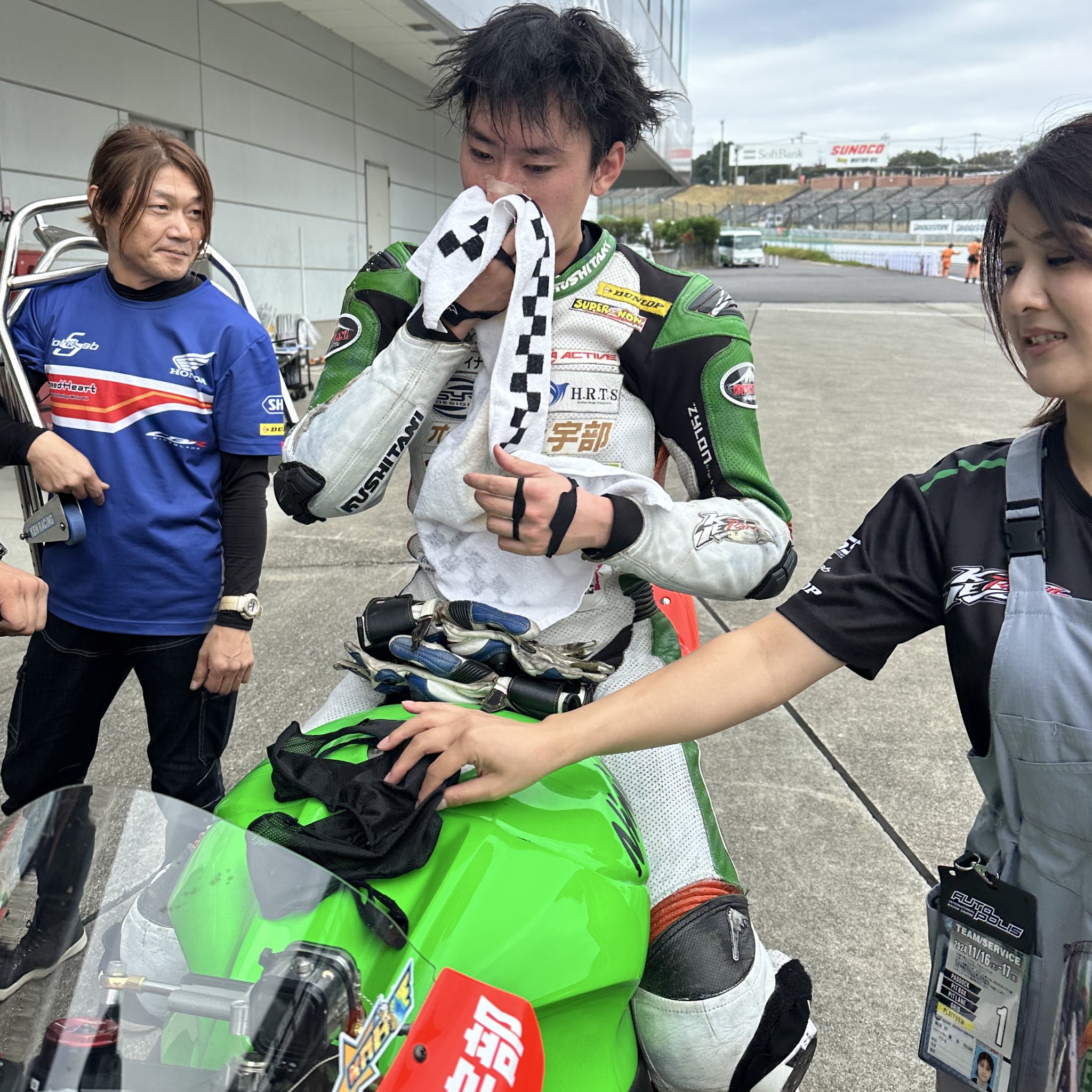 山科カワサキ KEN Racing (@KENRacing69) / X