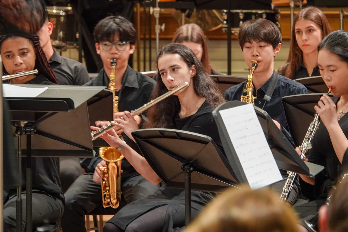 Music at Shrewsbury School (@shrewsburymusic) on Twitter photo What a weekend of performances, everything from an energetic
MacArthur Park to an outstanding performance of Rachmaninov’s Piano Concerto No.3 by Marina to a spine tingling performance of To Shiver the Sky by <a href="/christophertin/">Christopher Tin</a> Thank you to all our fabulous musicians <a href="/ShrewsburySch/">Shrewsbury School</a> What a weekend of performances, everything from an energetic
MacArthur Park to an outstanding performance of Rachmaninov’s Piano Concerto No.3 by Marina to a spine tingling performance of To Shiver the Sky by <a href="/christophertin/">Christopher Tin</a> Thank you to all our fabulous musicians <a href="/ShrewsburySch/">Shrewsbury School</a>