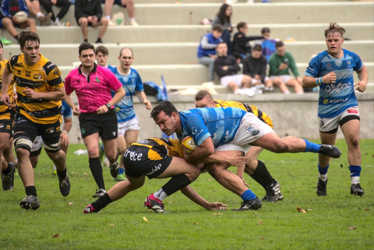 CarlosAL_WP's tweet photo. Parabá en el Central B. Victoria de @Cisneros_Rugby Sub23 sobre @RugbyAparejos en el partido de la Liga @kpmg_es Emerging de @dhferugby.
#Parabá #Rugby #Cantera #RealSub23 https://t.co/4ZwdEoL369