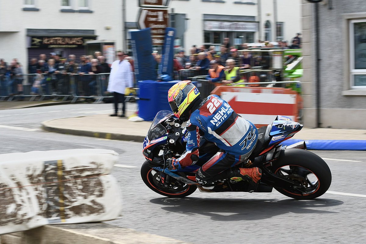 JohnJohnm53's tweet photo. Local rider Michael Gahan goes through the village at the Armoy Road Races 2024. #roadracers #roadracing #Armoy #amrrc https://t.co/A6zaXtkXYd