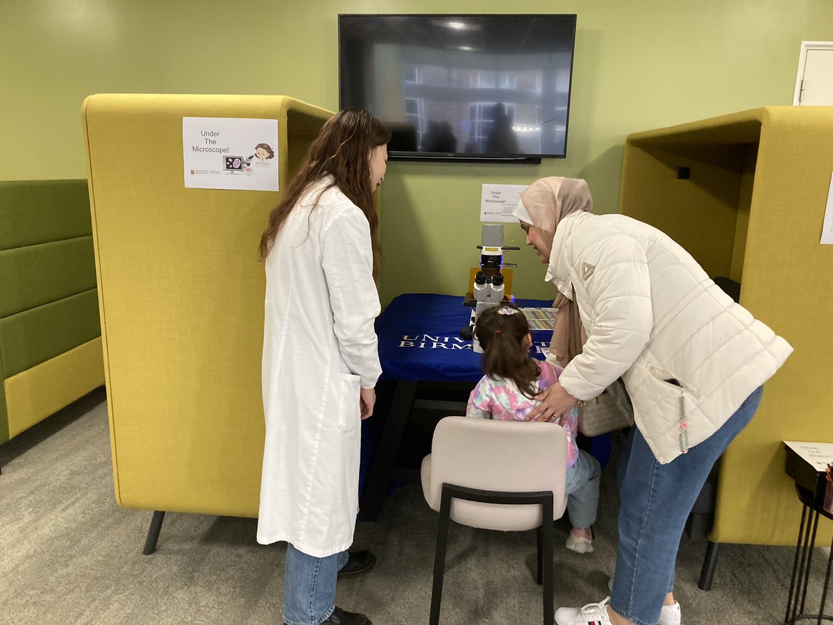 Getting busy! Still plenty of time to come take part in lots of science experiments &amp; crafts for #DiabetesAwareness family fun day until 12 noon! We are talking about type 1, type 2 &amp; gestational diabetes today! 🥼🔬🧪 Follow signs from Medical School at University of #Birmingham