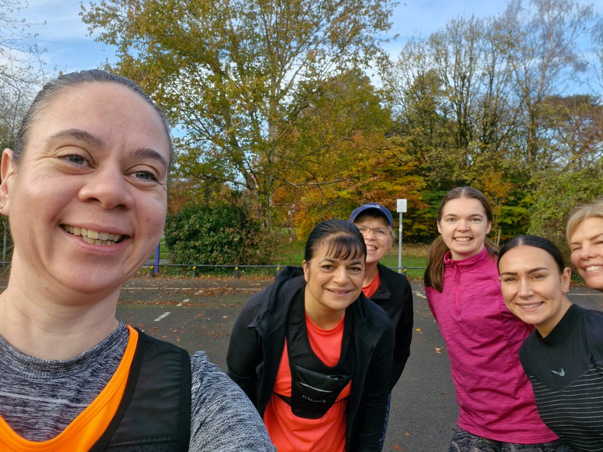 8am and 9am groups out this morning, running through the streets and parks of Cardiff 🍂🏃 Crisp air, golden leaves, and great company – autumn running at its best! 💪 Who’s joining us next time? #CardiffRunning #AutumnMiles #HealthMassive