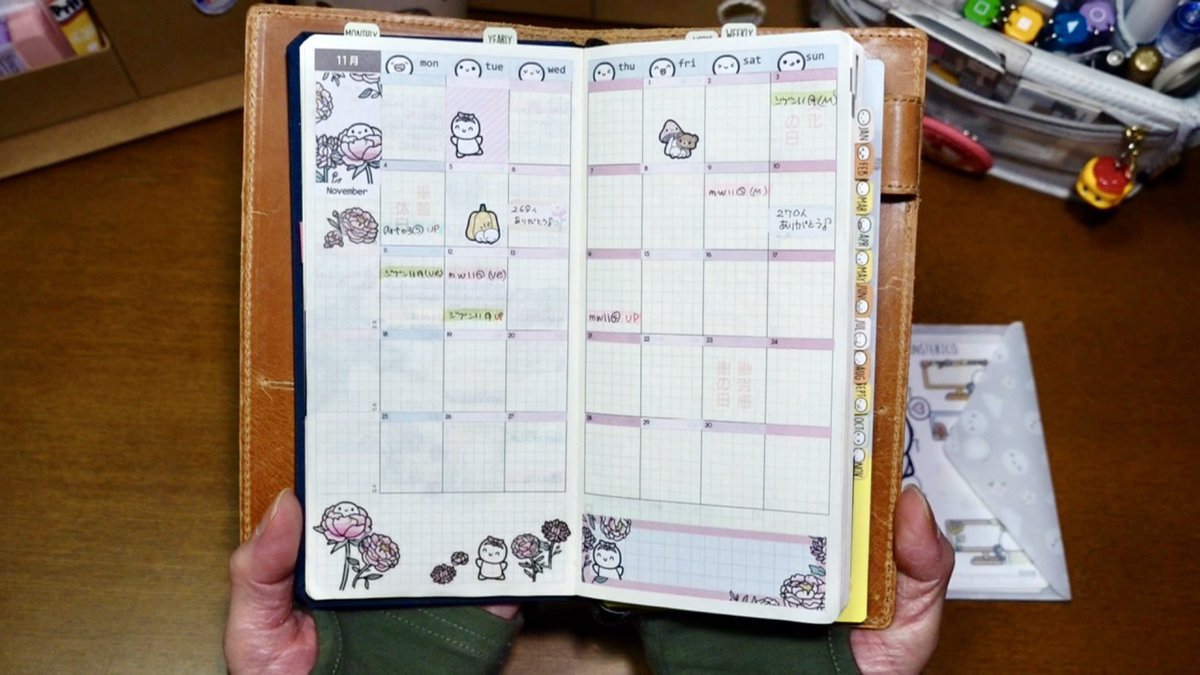 Hisami_196's tweet photo. ほぼ日Weeks 11月 セットアップしていく！
https://t.co/5EWwNZp0Wl

11月をセットしたよ💕というか
もう半ば過ぎてるよね🤣
ダラダラと手帳タイムもやってますぅ😊
 #ほぼ日手帳  #手帳タイム  #ほぼ日weeks 
 #手帳デコ  #デコシール  #文好部 https://t.co/TDNhBvEzBy