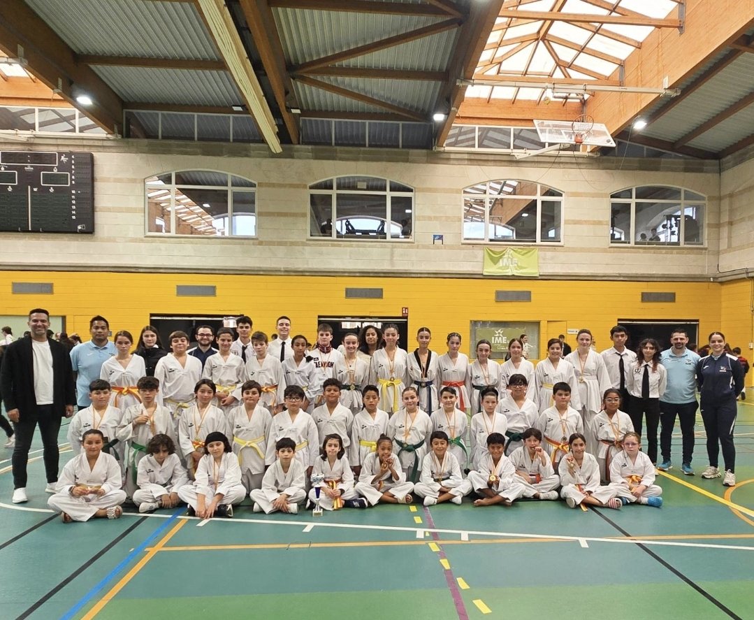 CLUBTKDPALMA's tweet photo. ¡CLUB TAEKWONDO PALMA CAMPEONES DE MALLORCA!

Éxito total del Palma con un total de 32 medallas:

9 medallas de oro 🥇 
9 medallas de plata 🥈
14 medalla de bronce 🥉

¡ENHORABUENA CAMPEONES! https://t.co/2REgbWsuAd
