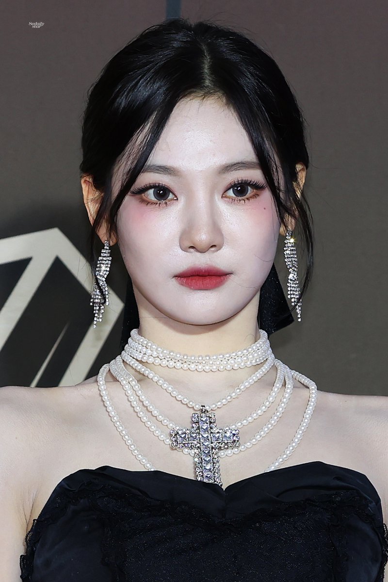 sedaily_star's tweet photo. 241117 KGMA 레드카펫 에스파 닝닝

짱스파 출격 준비 완료 👊

🔗https://t.co/6C8fDoAHvG

#에스파 #aespa
#닝닝 #NINGNING https://t.co/MJlv3iXMOG