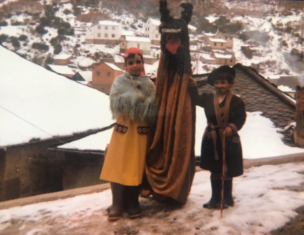 FederacionLeon's tweet photo. Las Burras años 80 y 90 https://t.co/bZek8TFYuD