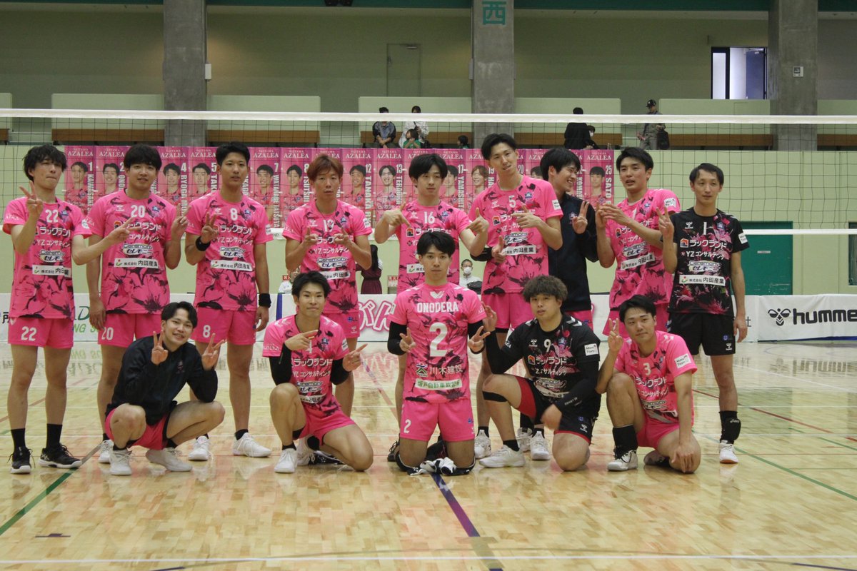 volley_7_7's tweet photo. 埼玉アザレア2勝目✌🏻
昨日は見れなくて残念だったけど、今日勝って私的初勝利✨️

 #埼玉アザレア https://t.co/eshqXwvRqE