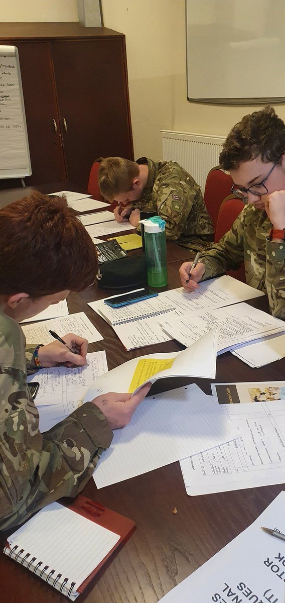 CTOGlosACF's tweet photo. Great weekend's training with Salamanca Company. 3 Star JCIC, 3 Star EFAW, 4 Star FAAW, CFAV FAAW and BIT SAA Module. Plus a visit from our Brigade RSM. Making the most out of a training weekend. #buildingbetterhumanbeings https://t.co/UP62YLsCi9