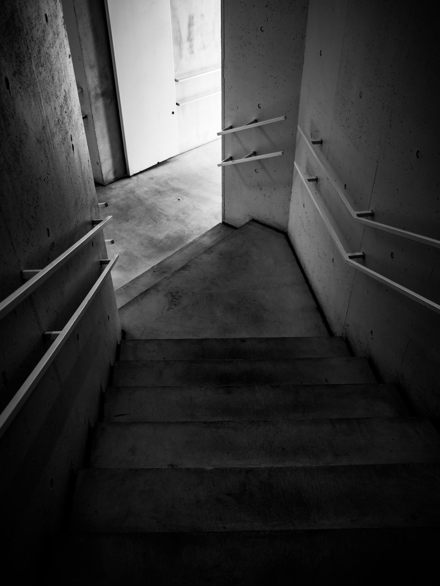 identify an unknown solution 
#streetphotography