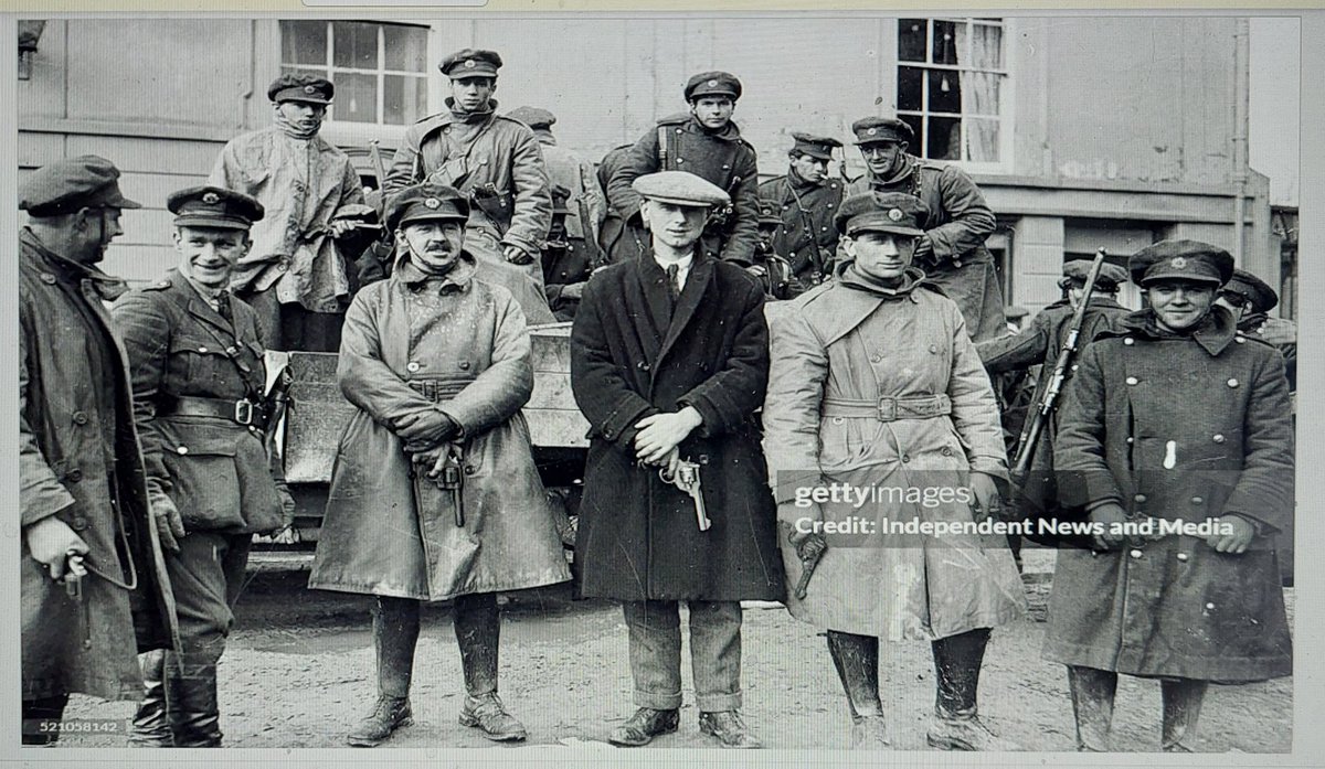 FrankFagan13's tweet photo. @theirishstory Well spotted Brian, it is incorrectly captioned by Getty Images. The full photograph appears to have been uploaded in 2016. I have included the published version from April 1922 following Griffiths visit to Sligo town. https://t.co/zKyMzkHeCT