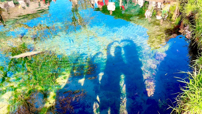 YAMANASHI観光も行った紅葉とほうとうと世界文化遺産の透明度の高いスーパー綺麗な池 