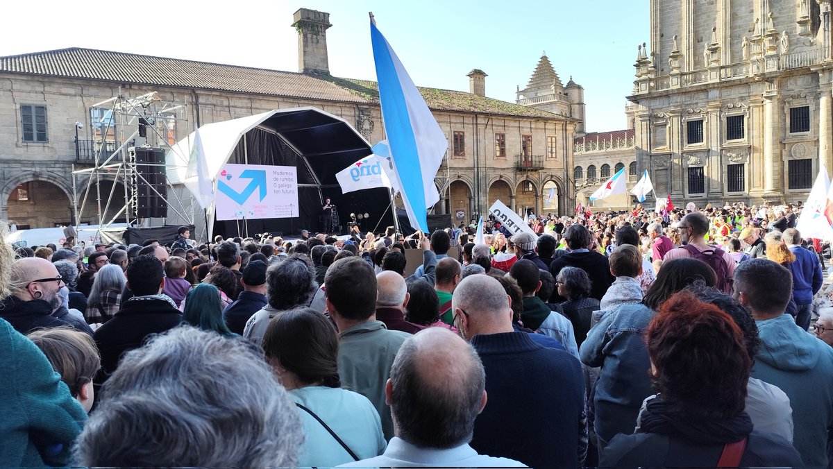 AlegreDores's tweet image. Medre o galego! #QueremosGalego