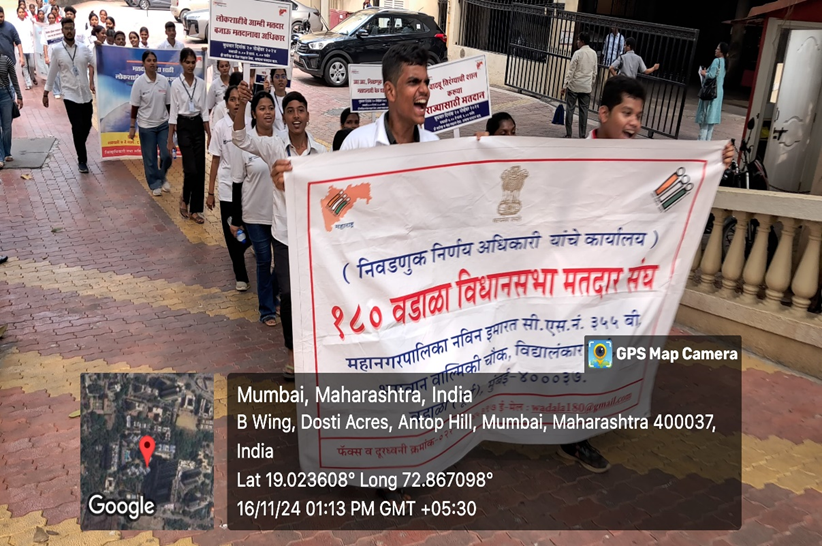 180WADALA's tweet photo. विद्यालंकार महाविद्यालय येथील विद्यार्थ्यांचे मतदान जनजागृती साठी पथनाट्य  सादर करण्यात आले . https://t.co/D1stnu8yOw