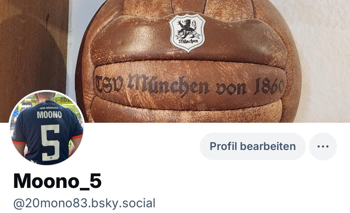5moono's tweet photo. Wer von der #tsv1860 Bubble ist denn drüben auf #bluesky ? Werd Twitter den Rücken kehren.Also falls ihr drüben seid, lasst nen follow da und ich follow zurück. Dankö. https://t.co/hxGcfWn6fN